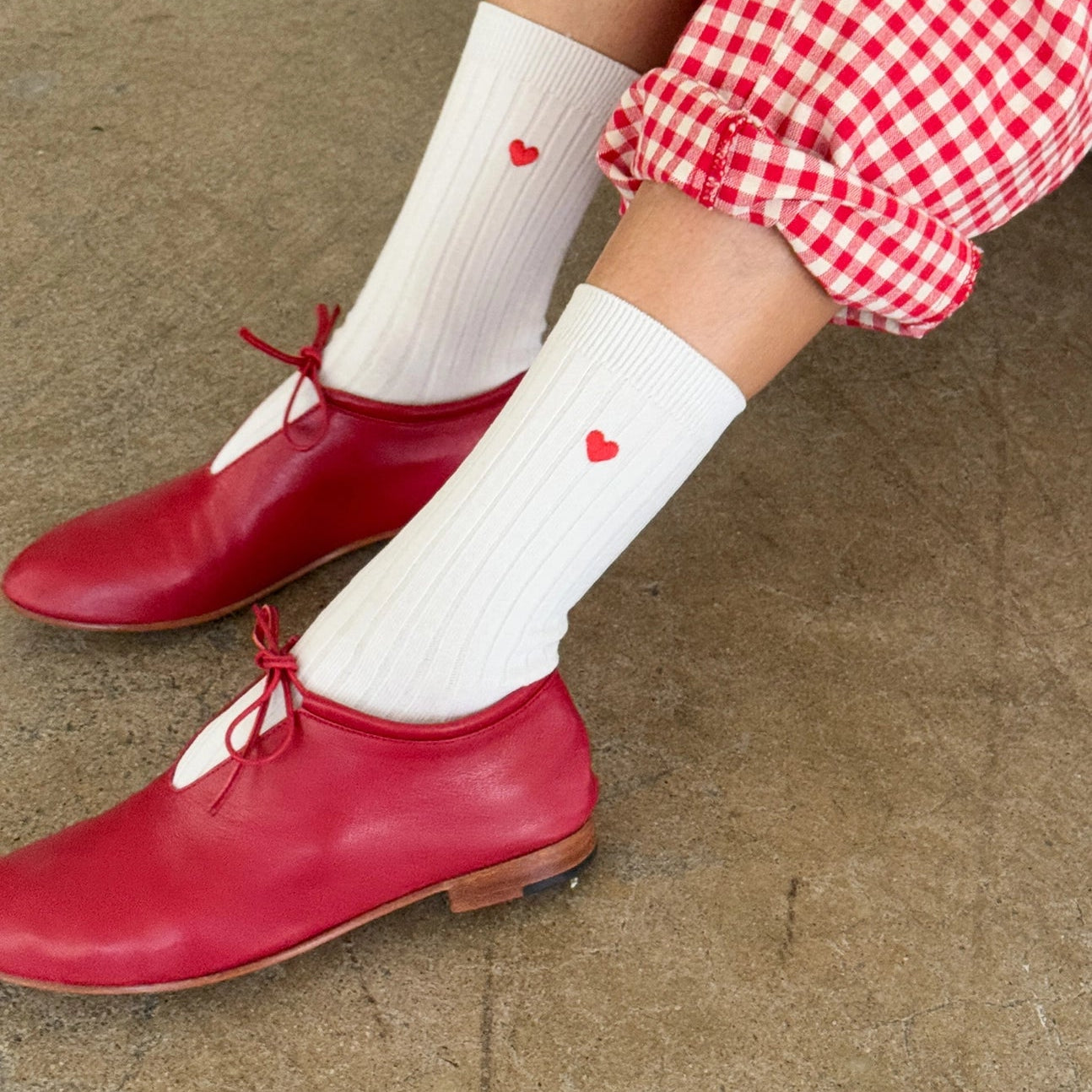 LE BON SHOPPE - Embroidered Her Socks (MC cotton) - CLASSIC WHITE + HEART