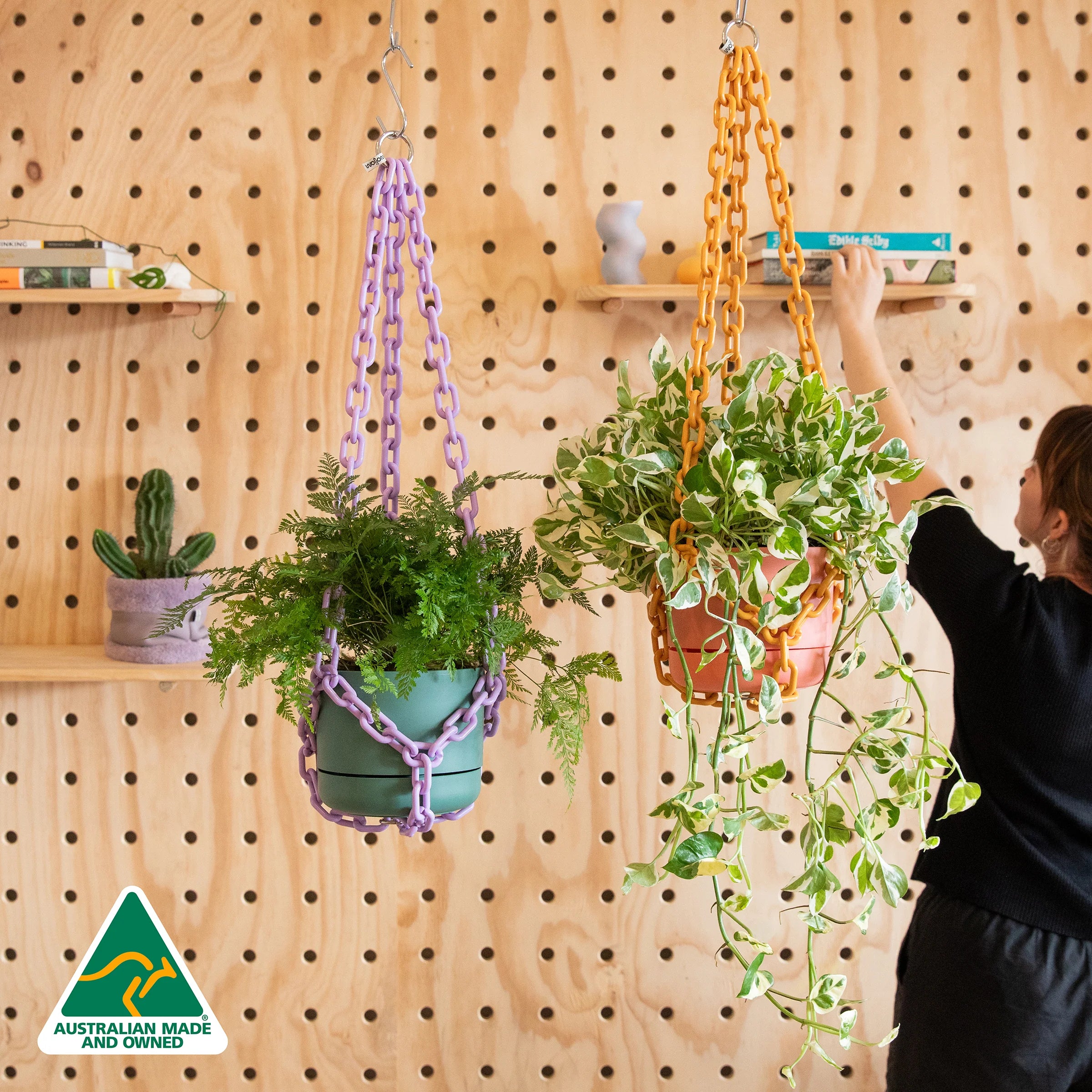 WOLJAM Universal Hanger - Preston Apothecary