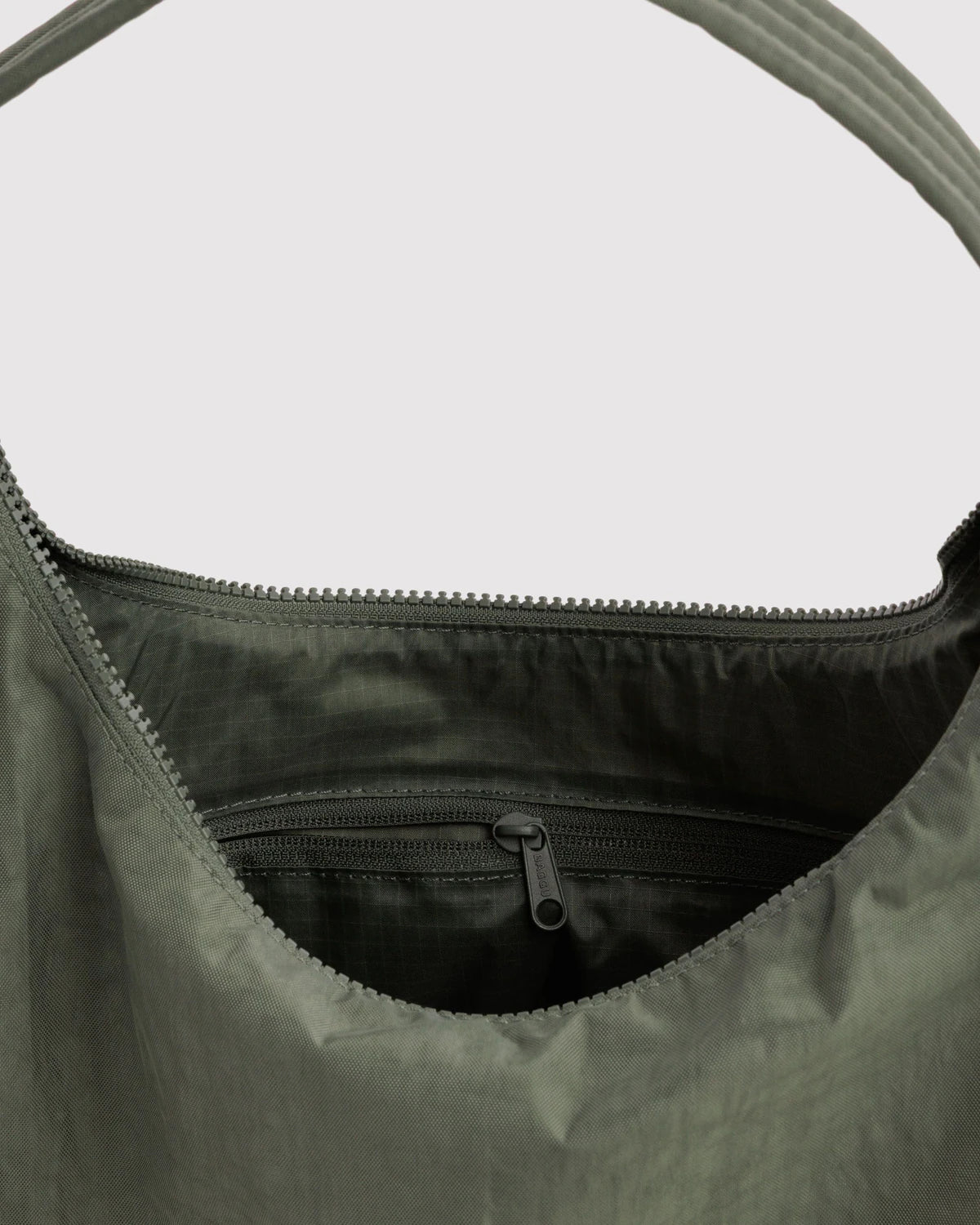 BAGGU - Nylon shoulder bag Caper