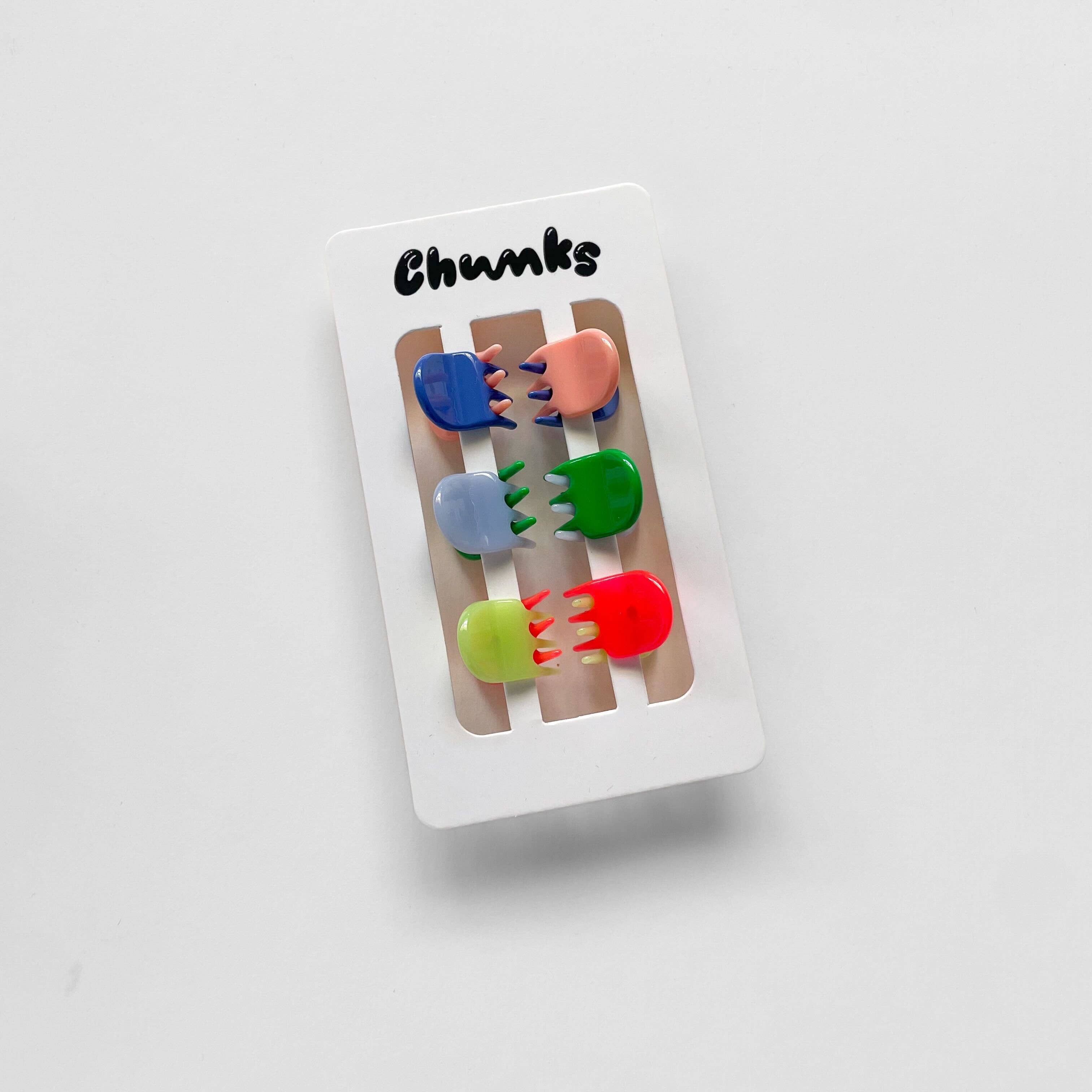 CHUNKS - Micro Claws in Play