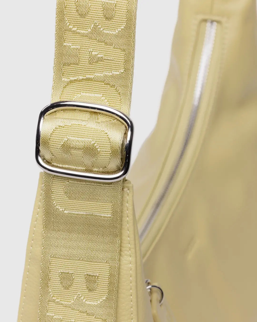 BAGGU - Medium Recycled Leather Crescent Bag - Straw