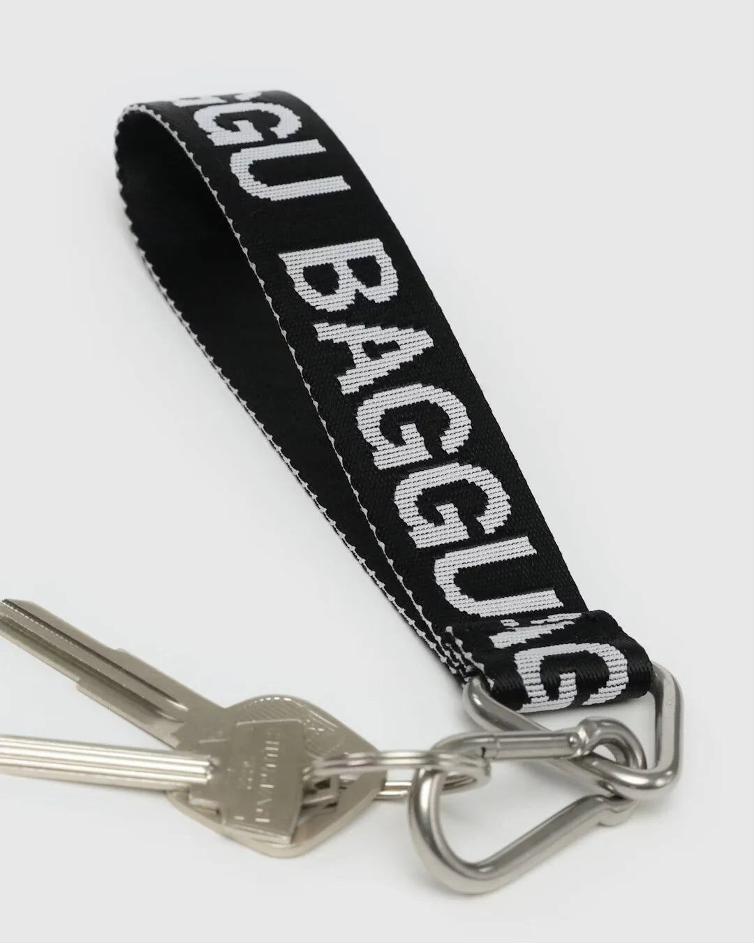 BAGGU - Logo Keychain - Black and White