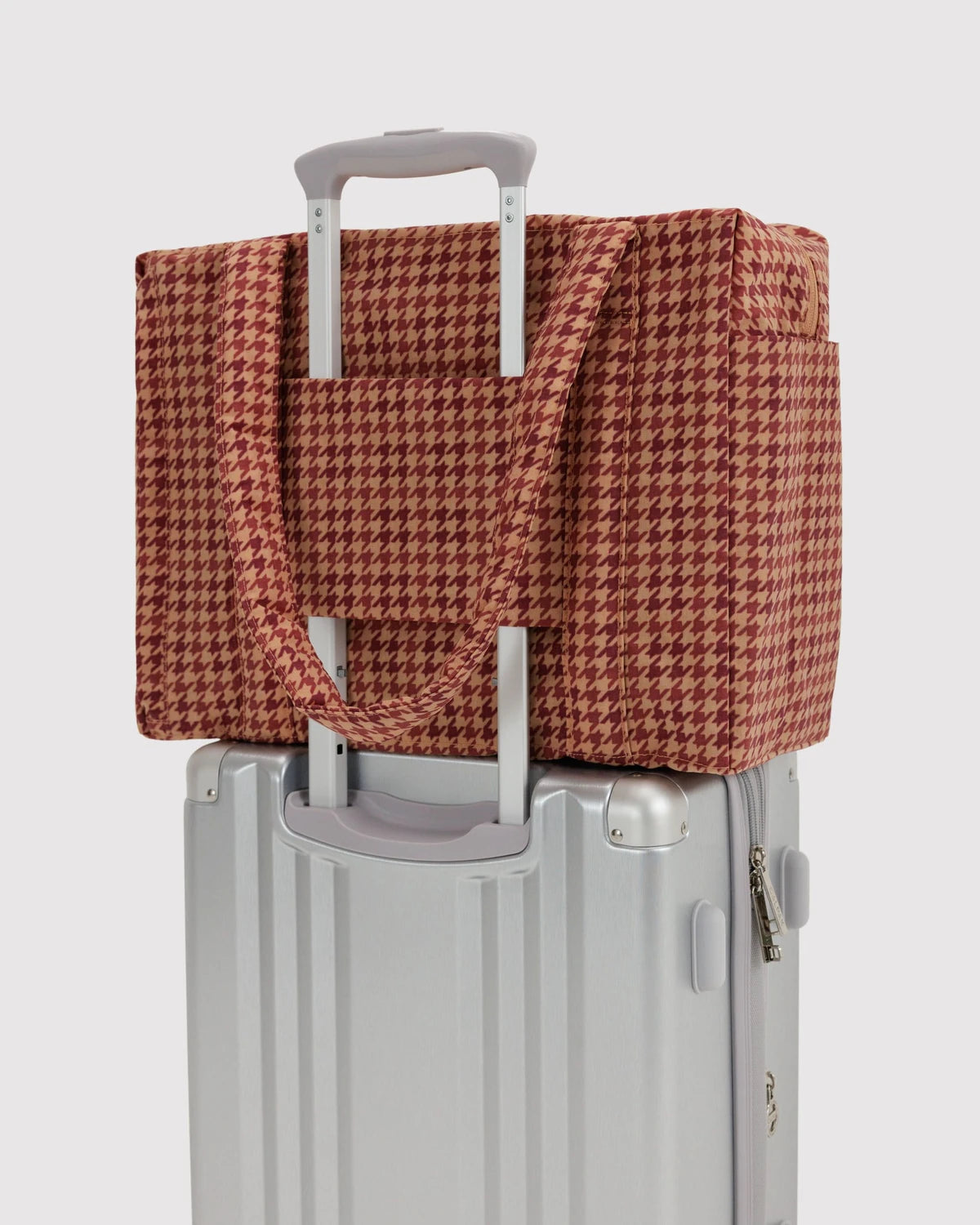 BAGGU - Small Cloud Carry-on - Tan Houndstooth